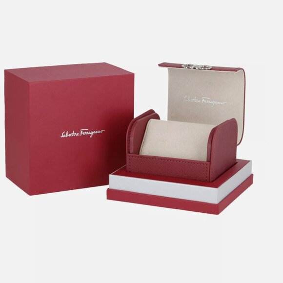 New Ferragamo Womens Gold 40mm Strap Fashion Watch main image 4